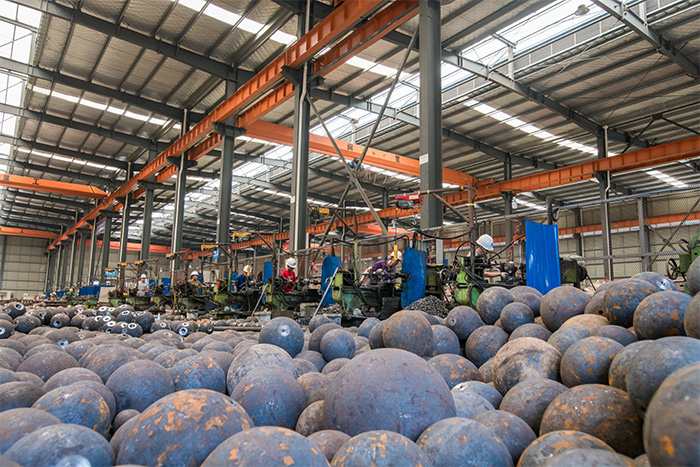 四平网架配件车间